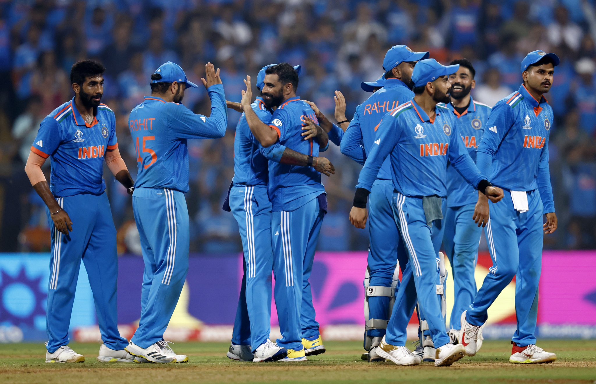 India final WC 2023: भारतीय क्रिकेट टीम न्यूजीलैंड को हराकर  विश्व कप 2023 के फाइनल में पहुंचा
